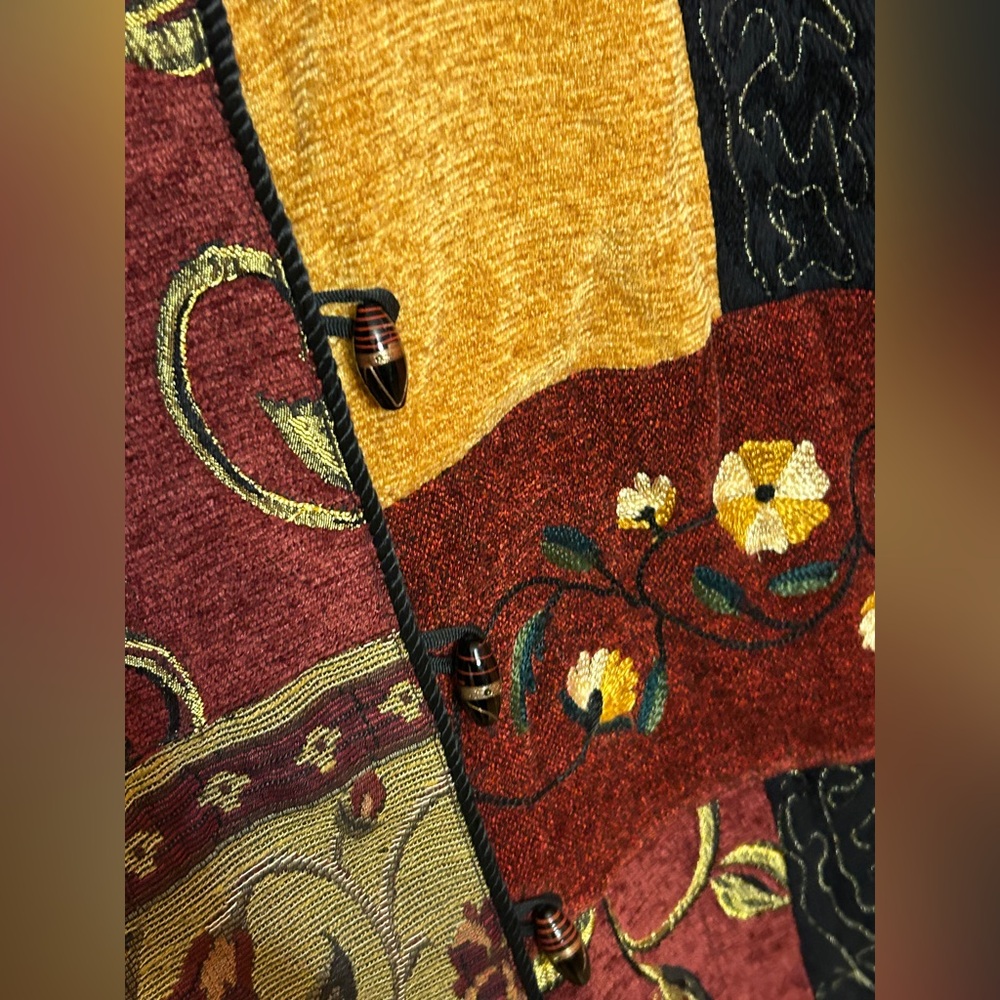 Ultimate Vintage Tapestry Jacket L | Patchwork Floral Embroidered Grandmacore - Picture 7 of 12